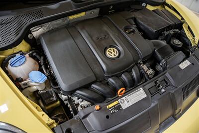 2013 Volkswagen Beetle-Classic 2.5L - Photo 28 - Sylvania, OH 43560