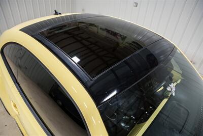 2013 Volkswagen Beetle-Classic 2.5L - Photo 25 - Sylvania, OH 43560