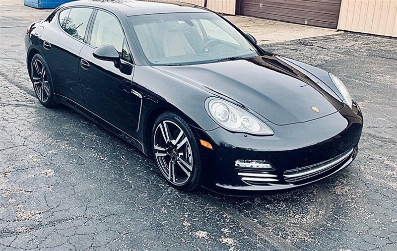 2013 Porsche Panamera  Platinum Edition