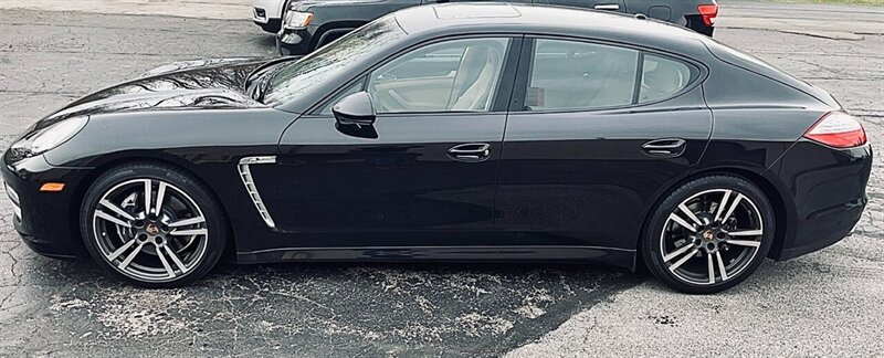 2013 Porsche Panamera  Platinum Edition