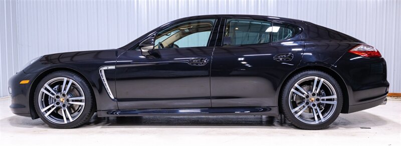 2013 Porsche Panamera  Platinum Edition