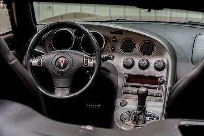 2009 Pontiac Solstice   - Photo 14 - Sylvania, OH 43560