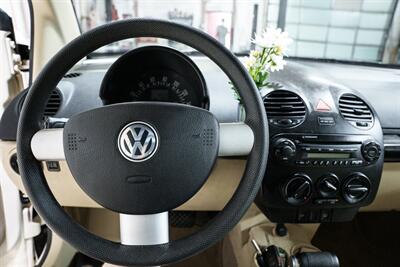 2005 Volkswagen New Beetle Convertible GLS - Photo 19 - Sylvania, OH 43560