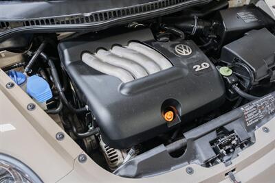 2005 Volkswagen New Beetle Convertible GLS - Photo 27 - Sylvania, OH 43560