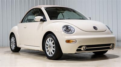 2005 Volkswagen New Beetle Convertible GLS - Photo 24 - Sylvania, OH 43560
