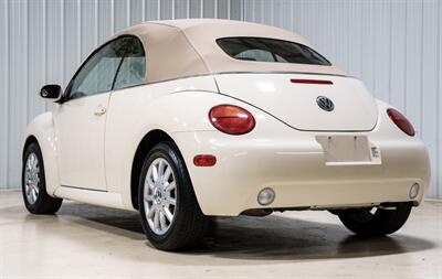 2005 Volkswagen New Beetle Convertible GLS - Photo 5 - Sylvania, OH 43560
