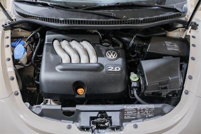 2005 Volkswagen New Beetle Convertible GLS - Photo 26 - Sylvania, OH 43560