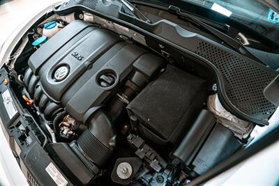 2013 Volkswagen Beetle Convertible 2.5L PZEV   - Photo 25 - Sylvania, OH 43560
