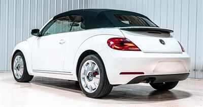 2013 Volkswagen Beetle Convertible 2.5L PZEV   - Photo 6 - Sylvania, OH 43560