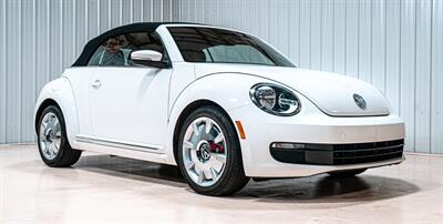 2013 Volkswagen Beetle Convertible 2.5L PZEV   - Photo 1 - Sylvania, OH 43560