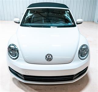 2013 Volkswagen Beetle Convertible 2.5L PZEV   - Photo 13 - Sylvania, OH 43560
