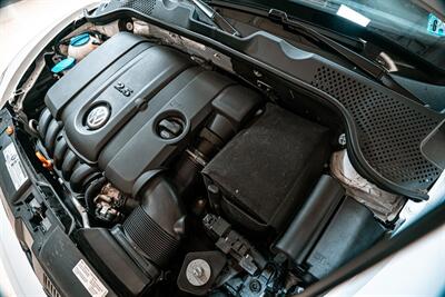2013 Volkswagen Beetle Convertible 2.5L PZEV   - Photo 25 - Sylvania, OH 43560