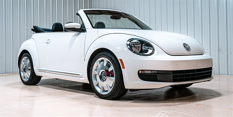 2013 Volkswagen Beetle Convertible 2.5L PZEV  