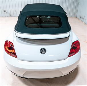 2013 Volkswagen Beetle Convertible 2.5L PZEV   - Photo 7 - Sylvania, OH 43560
