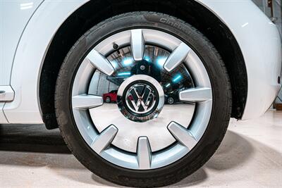 2013 Volkswagen Beetle Convertible 2.5L PZEV   - Photo 8 - Sylvania, OH 43560