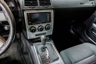 2010 Dodge Challenger SE   - Photo 13 - Sylvania, OH 43560