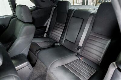 2010 Dodge Challenger SE   - Photo 9 - Sylvania, OH 43560