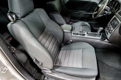 2010 Dodge Challenger SE   - Photo 23 - Sylvania, OH 43560