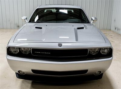 2010 Dodge Challenger SE   - Photo 19 - Sylvania, OH 43560