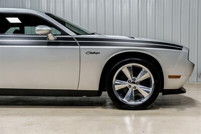 2010 Dodge Challenger SE   - Photo 18 - Sylvania, OH 43560