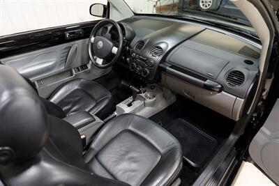 2003 Volkswagen New Beetle Convertible GLS - Photo 16 - Sylvania, OH 43560