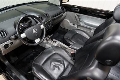2003 Volkswagen New Beetle Convertible GLS - Photo 8 - Sylvania, OH 43560