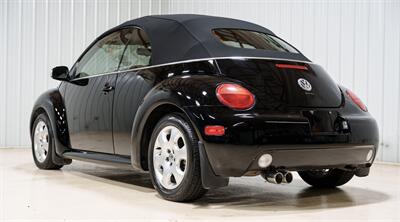 2003 Volkswagen New Beetle Convertible GLS - Photo 5 - Sylvania, OH 43560