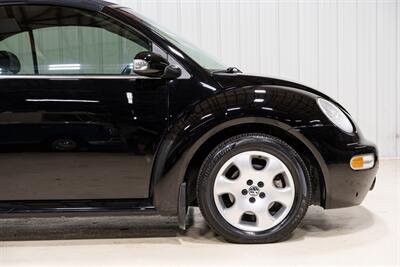 2003 Volkswagen New Beetle Convertible GLS - Photo 23 - Sylvania, OH 43560