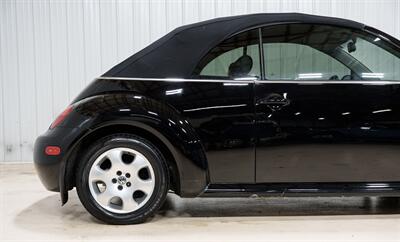 2003 Volkswagen New Beetle Convertible GLS - Photo 22 - Sylvania, OH 43560