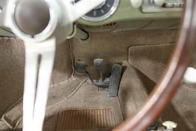 1965 Volkswagen Karmann Ghia   - Photo 46 - Sylvania, OH 43560