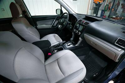 2017 Subaru Forester 2.5i Premium   - Photo 16 - Sylvania, OH 43560