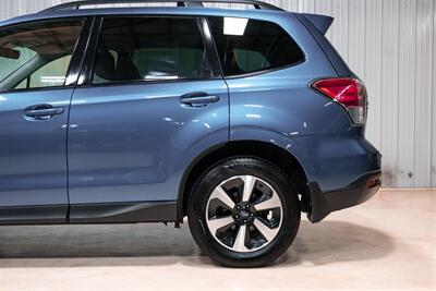 2017 Subaru Forester 2.5i Premium   - Photo 3 - Sylvania, OH 43560