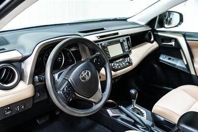 2015 Toyota RAV4 XLE   - Photo 20 - Sylvania, OH 43560