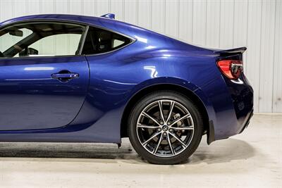 2017 Toyota 86 - Photo 4 - Sylvania, OH 43560