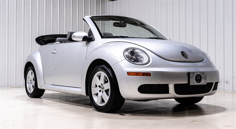 2007 Volkswagen New Beetle Convertible 2.5  