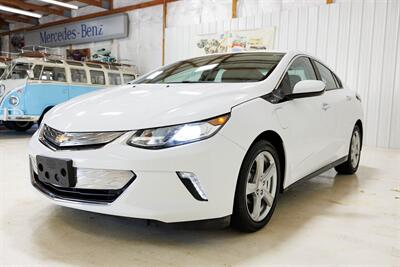 2017 Chevrolet Volt LT   - Photo 10 - Sylvania, OH 43560