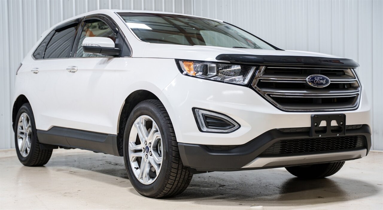 2018 Ford Edge Titanium   - Photo 1 - Sylvania, OH 43560