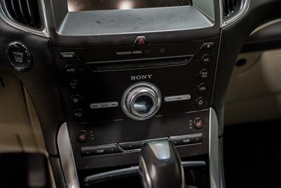 2018 Ford Edge Titanium   - Photo 13 - Sylvania, OH 43560