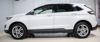 2018 Ford Edge Titanium   - Photo 2 - Sylvania, OH 43560
