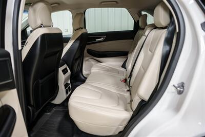 2018 Ford Edge Titanium   - Photo 10 - Sylvania, OH 43560