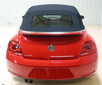 2013 Volkswagen Beetle Convertible 2.5L   - Photo 6 - Sylvania, OH 43560