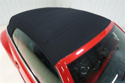 2013 Volkswagen Beetle Convertible 2.5L   - Photo 25 - Sylvania, OH 43560
