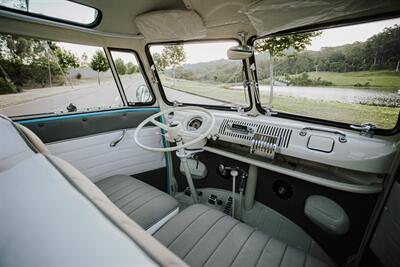 1975 Volkswagen Bus/Vanagon   - Photo 43 - Sylvania, OH 43560