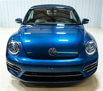 2017 Volkswagen Beetle Convertible 1.8T S   - Photo 13 - Sylvania, OH 43560