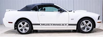 2007 Ford Mustang GT Deluxe   - Photo 26 - Sylvania, OH 43560