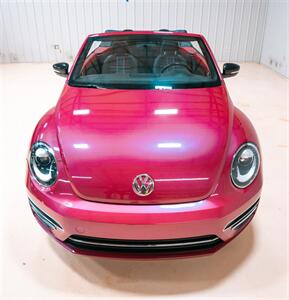 2017 Volkswagen Beetle Convertible 1.8T S  Pink Edition - Photo 12 - Sylvania, OH 43560
