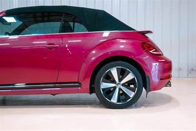 2017 Volkswagen Beetle Convertible 1.8T S  Pink Edition - Photo 3 - Sylvania, OH 43560