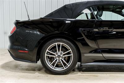 2015 Ford Mustang EcoBoost Premium   - Photo 17 - Sylvania, OH 43560