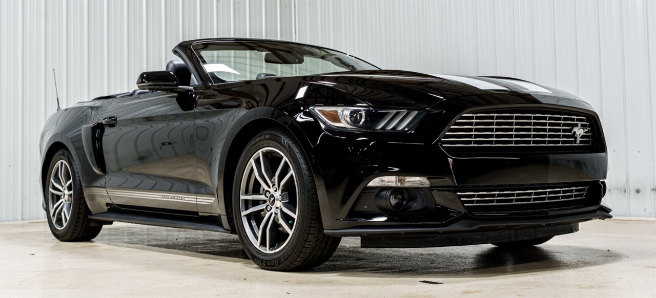 2015 Ford Mustang EcoBoost Premium   - Photo 1 - Sylvania, OH 43560