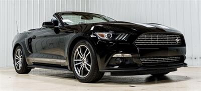 2015 Ford Mustang EcoBoost Premium   - Photo 1 - Sylvania, OH 43560